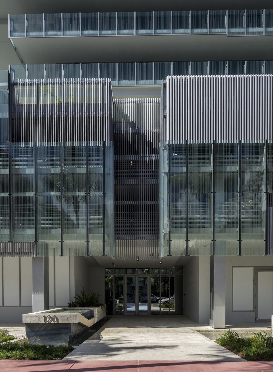 Photo by Michael Stavaridis/ courtesy Rene Gonzalez Architect