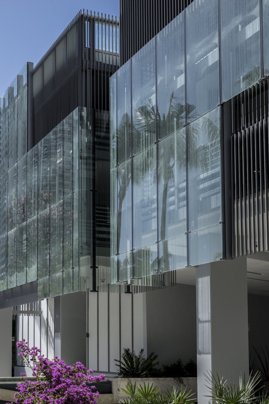 Photo by Michael Stavaridis/ courtesy Rene Gonzalez Architect