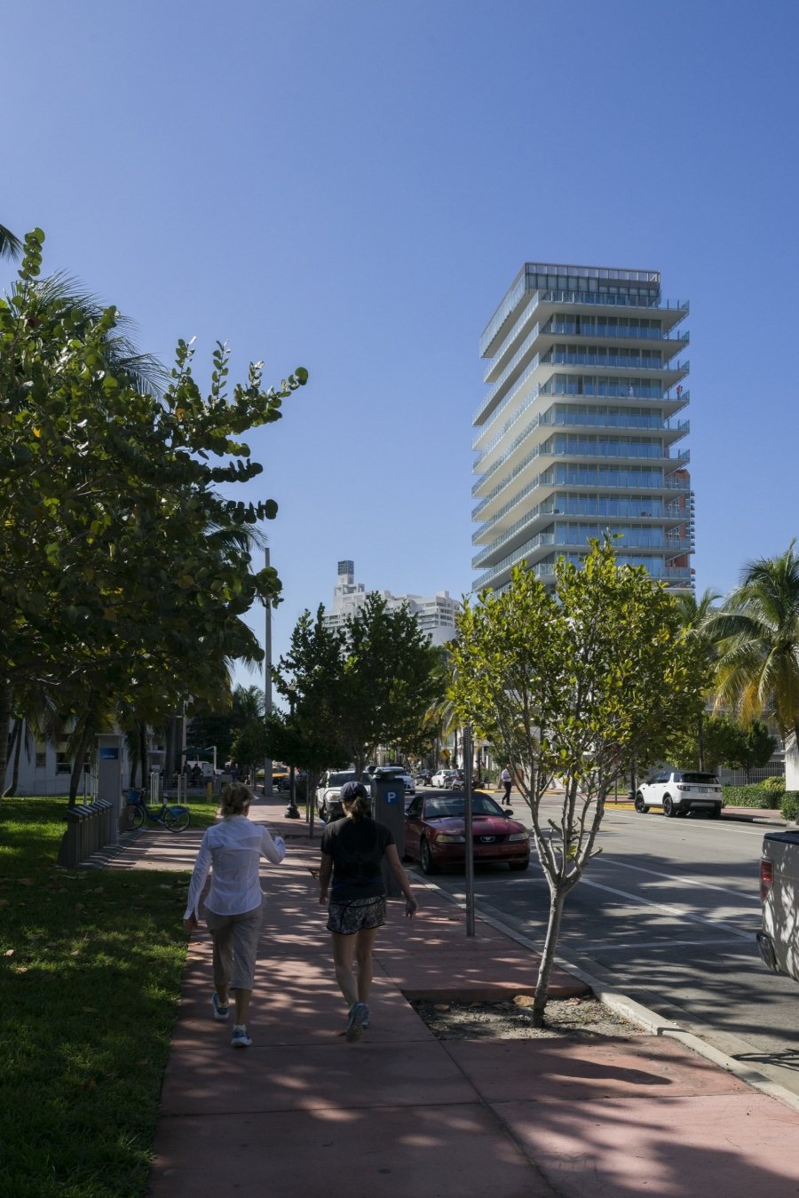 Photo by Michael Stavaridis/ courtesy Rene Gonzalez Architect